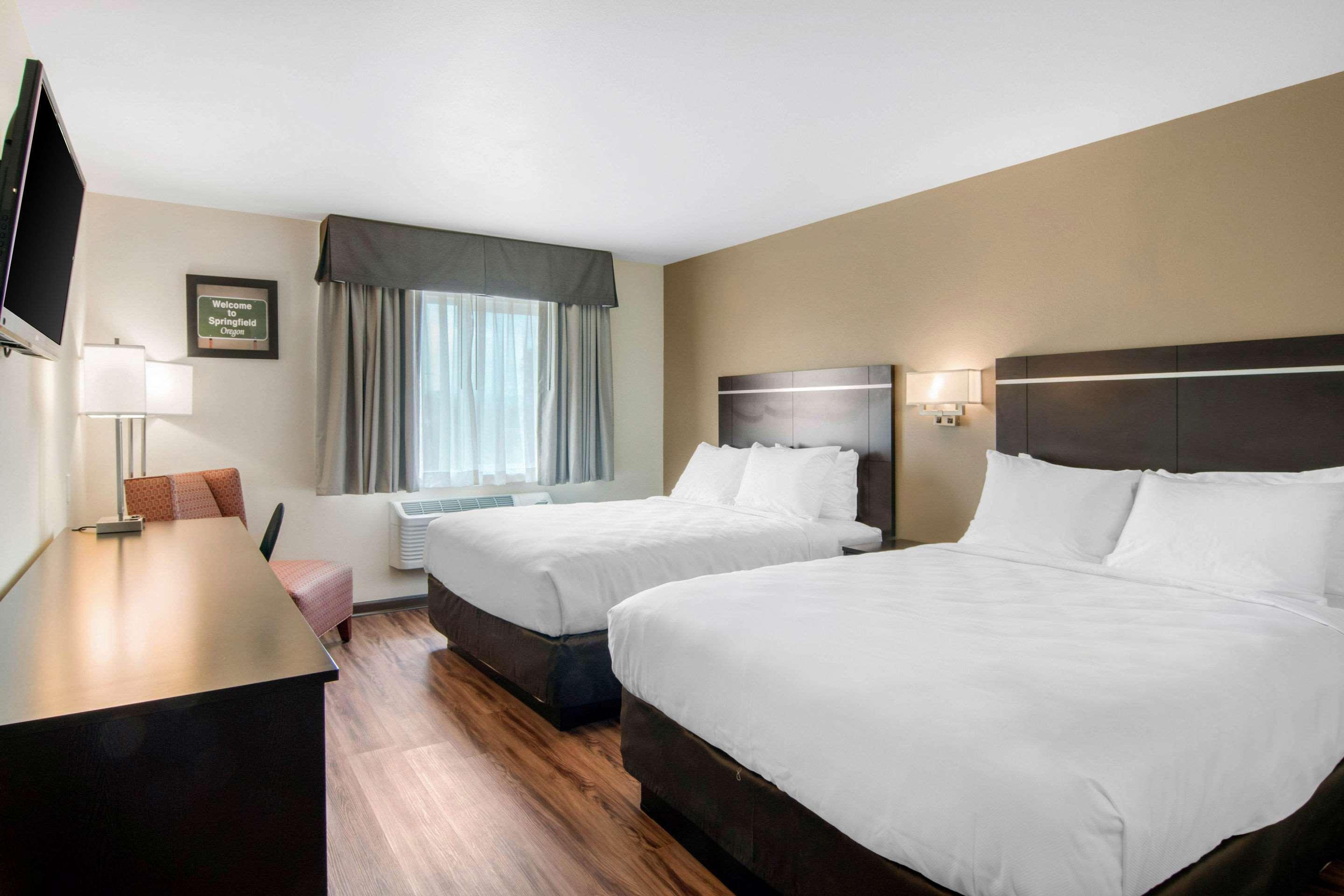 Econo Lodge Inn & Suites Спрингфийлд Екстериор снимка