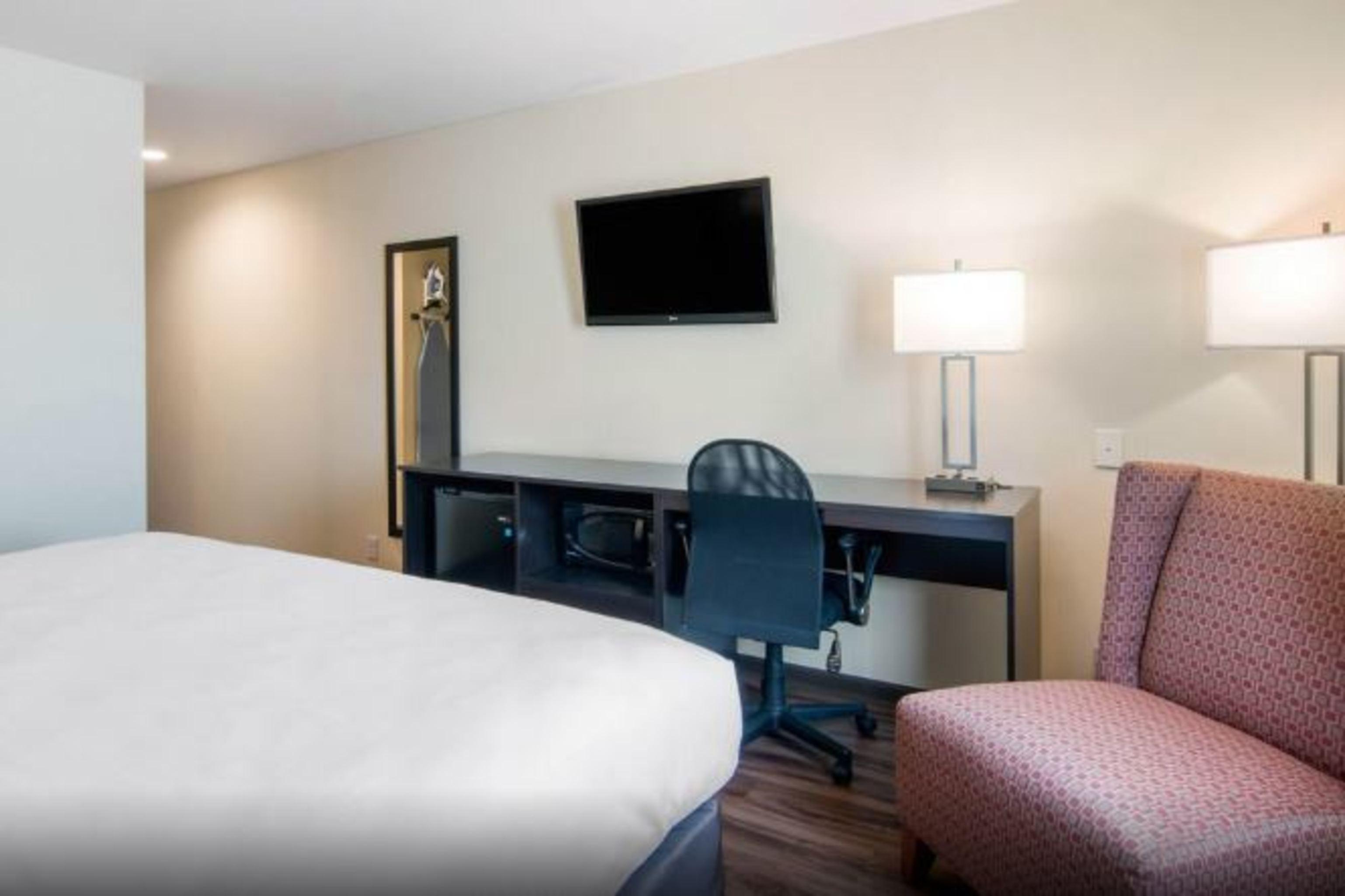 Econo Lodge Inn & Suites Спрингфийлд Екстериор снимка